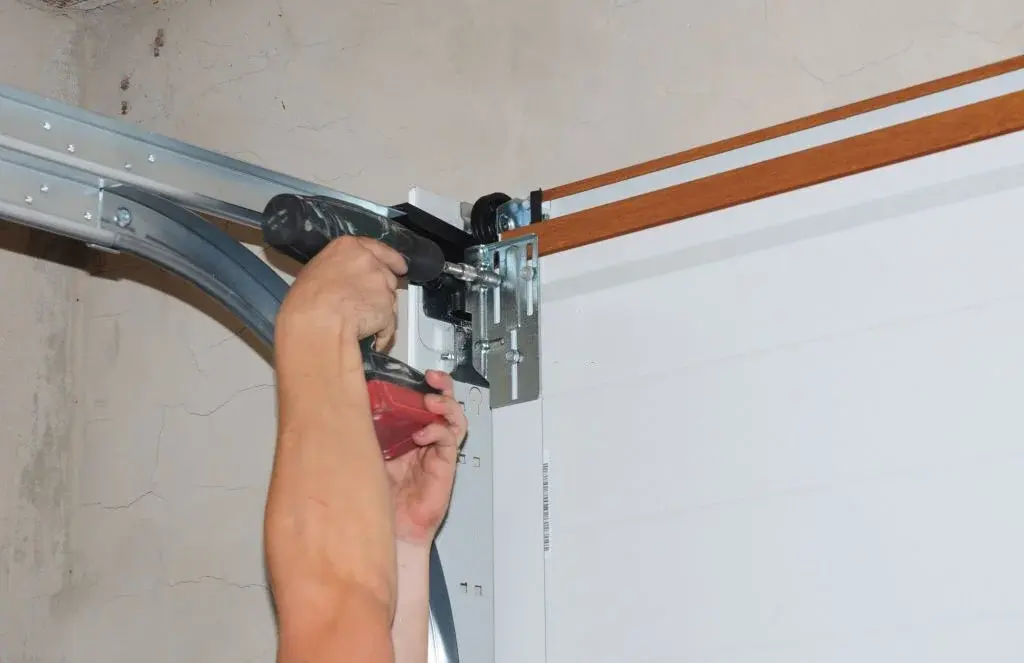 Garage Door Repair Tatenisland